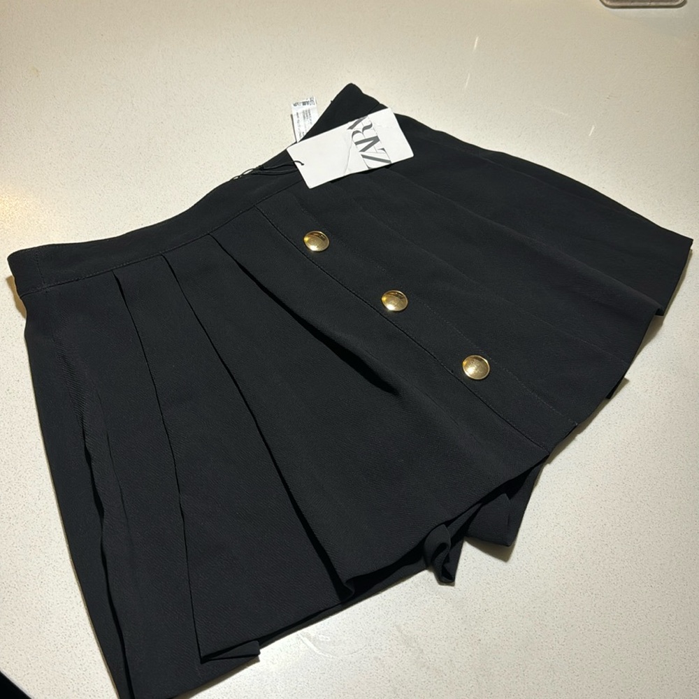 ZARA black skort